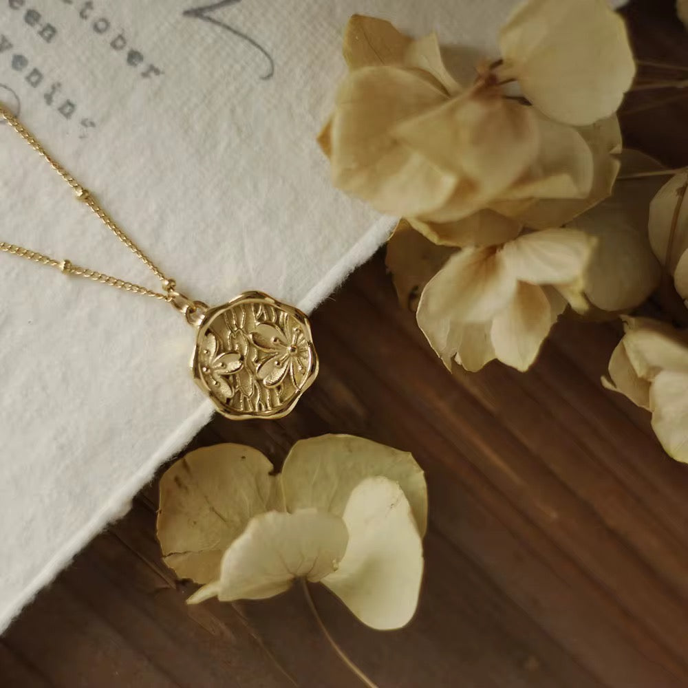 The "Stephanie" Necklace