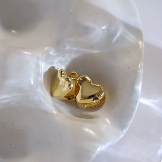 The " Amara' Earring