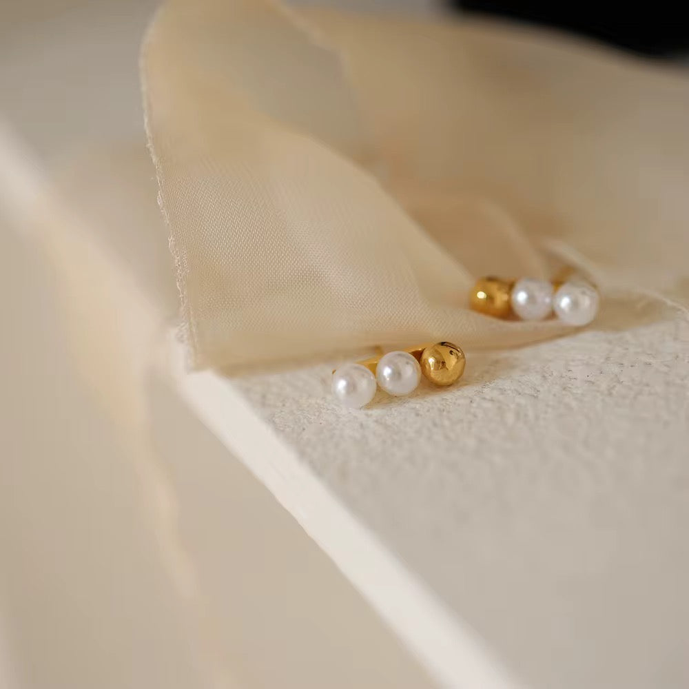 The Tatiana earring