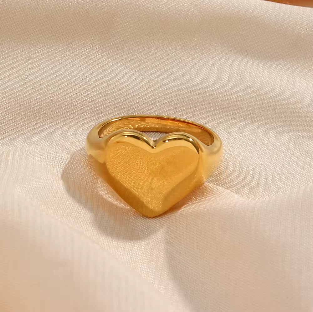 Barbie Love ring